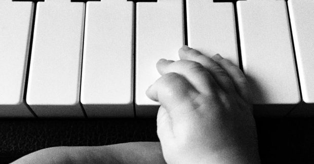 Should be playing in no time. 👶❤️🎹 Should be playing in no time. 👶❤️🎹